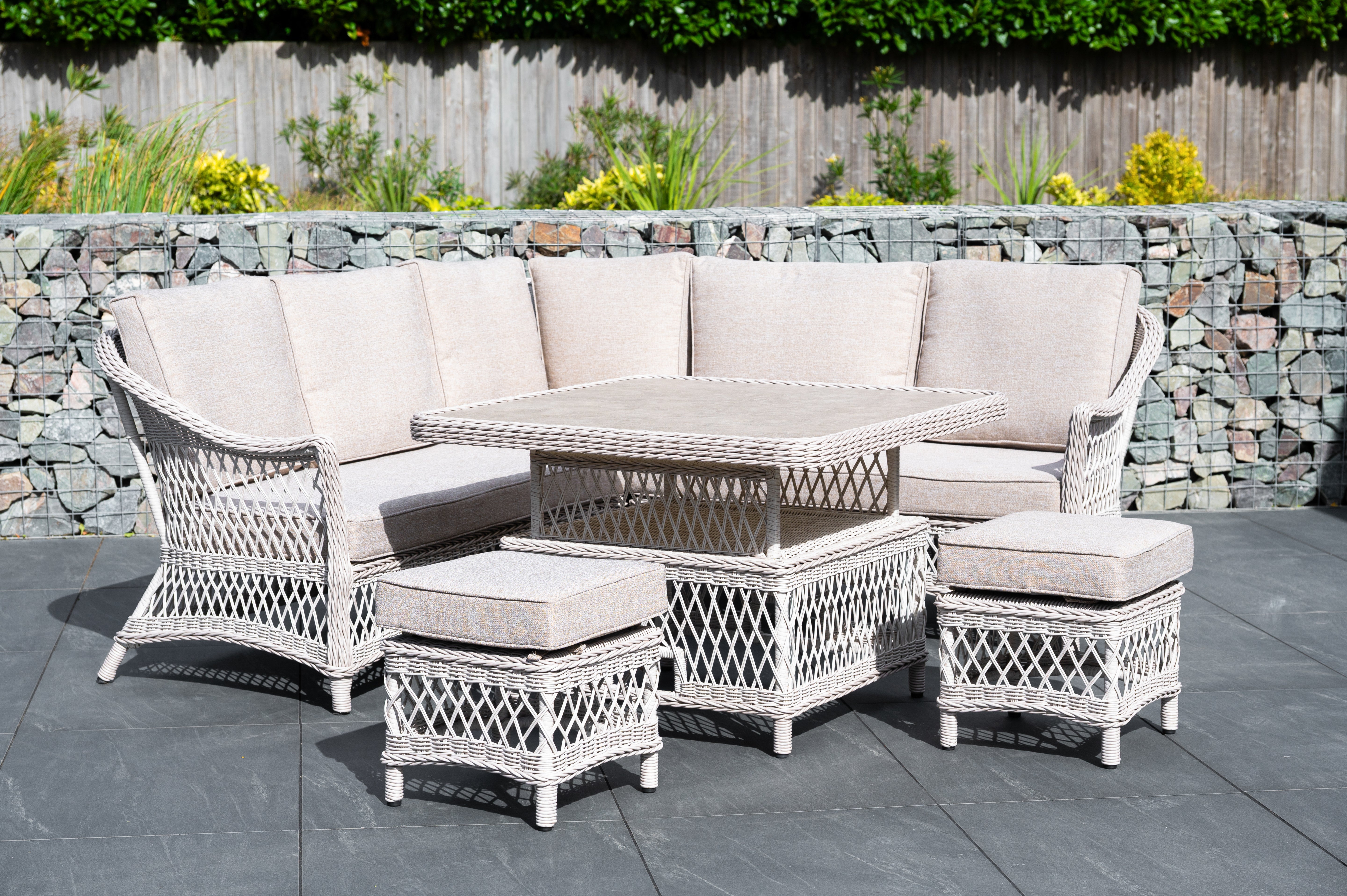 Cotswold mini corner set