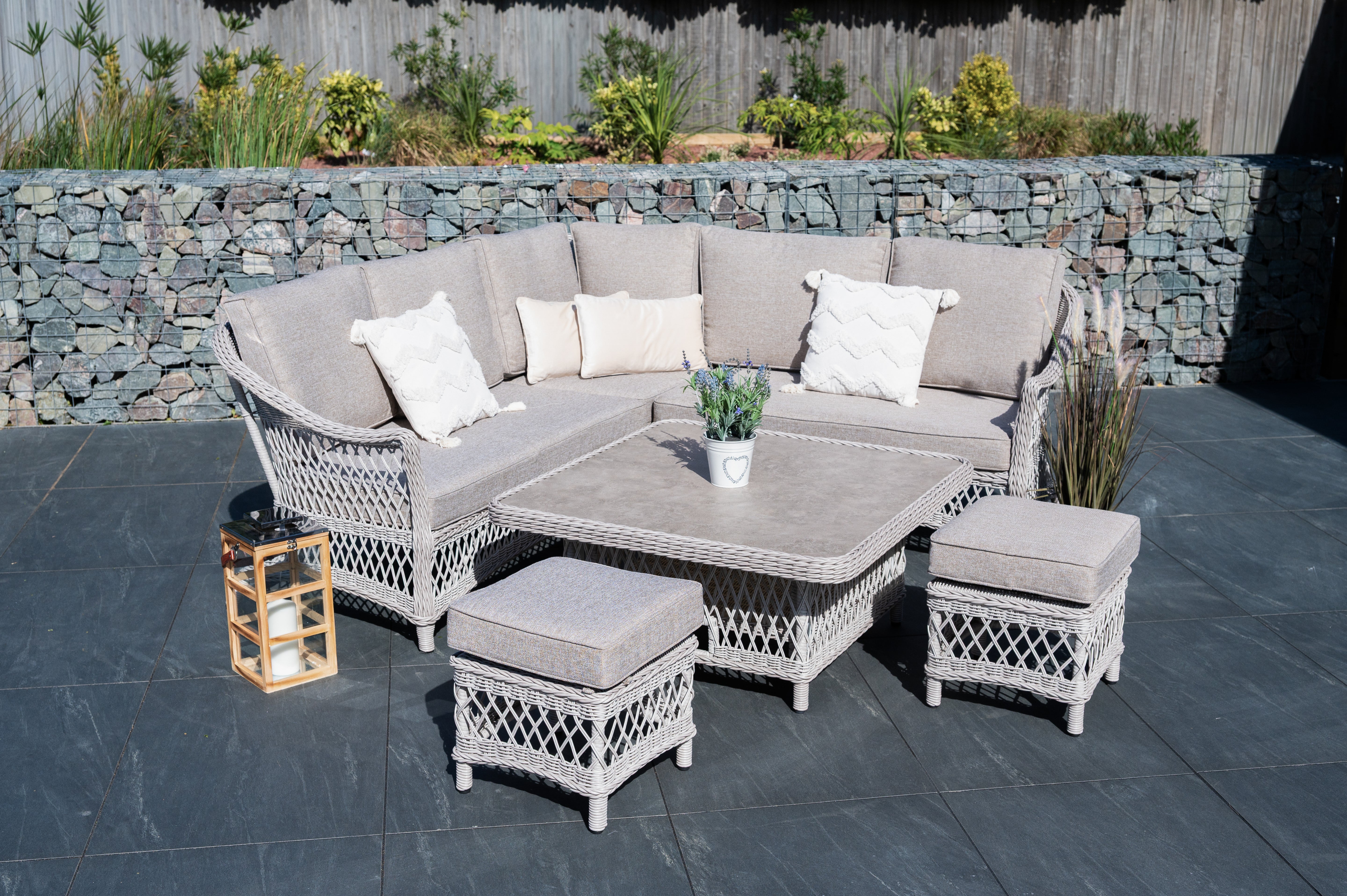 Cotswold mini corner set