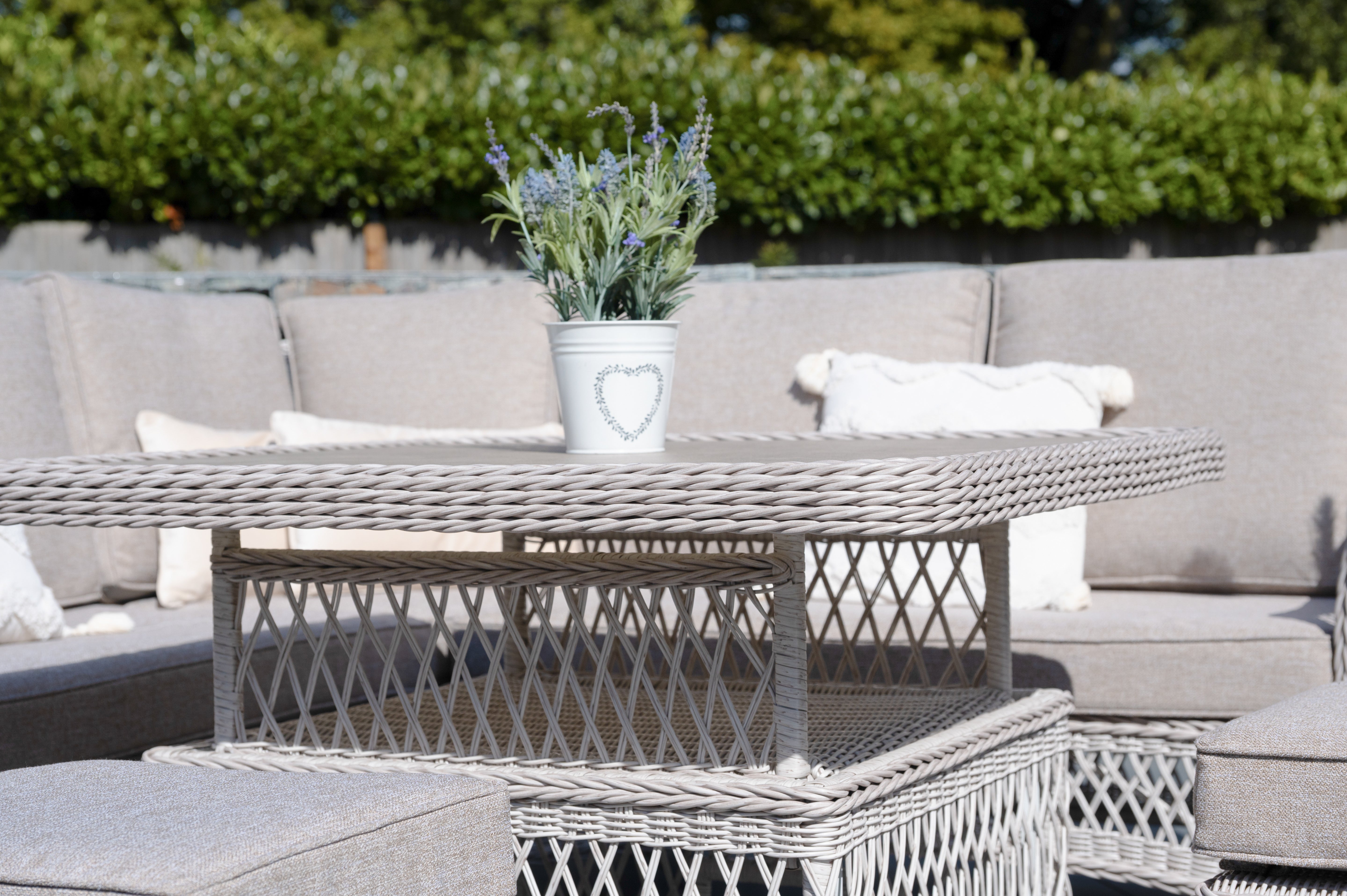 Cotswold mini corner set