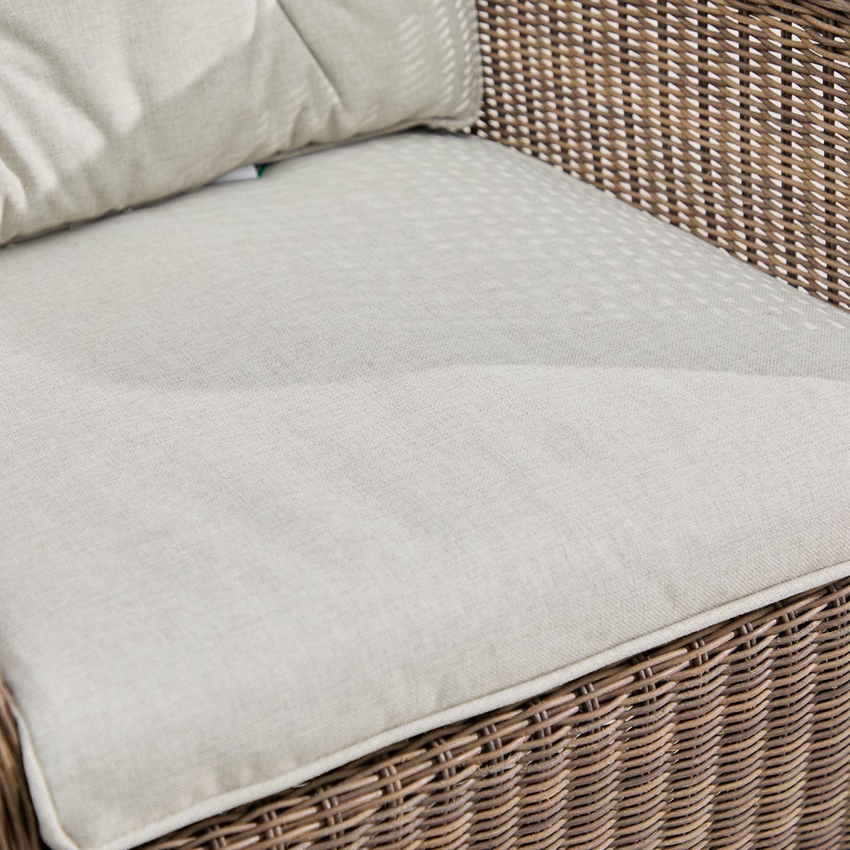 Montpellier 4 seat dining set inc. 2.5m parasol