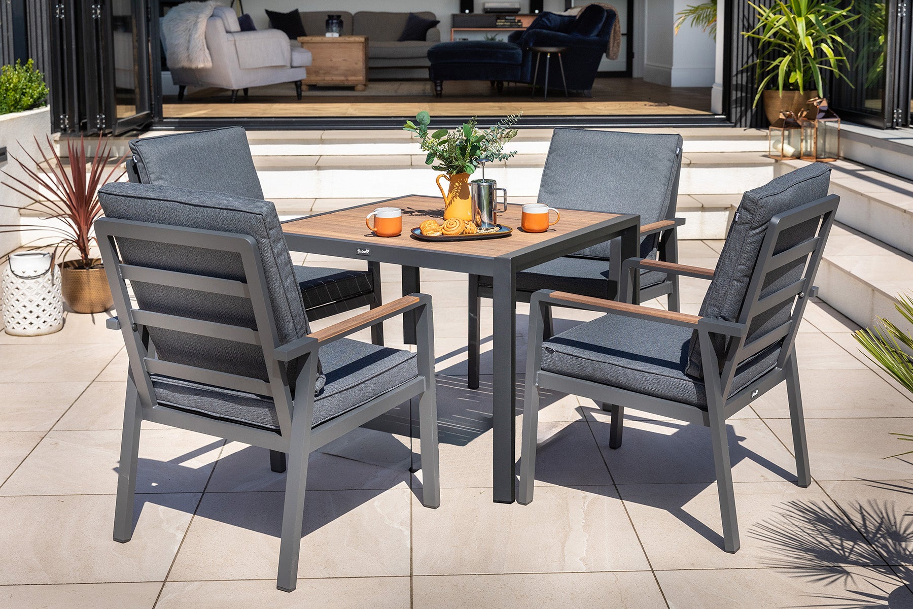 Sonas 4 seat dining set